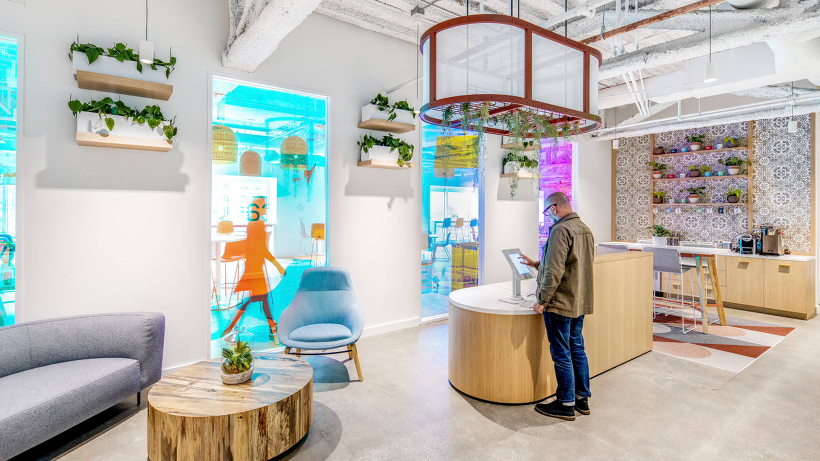 Carta Lobby Area