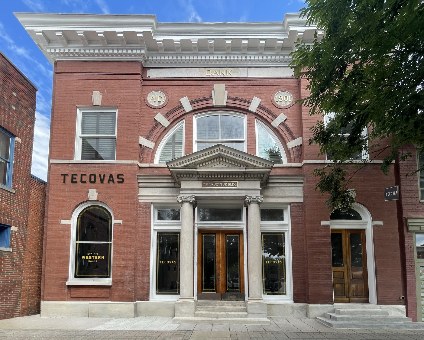 06TCVS_0014_000_Tevocas_Franklin_Renderings_N9_medium