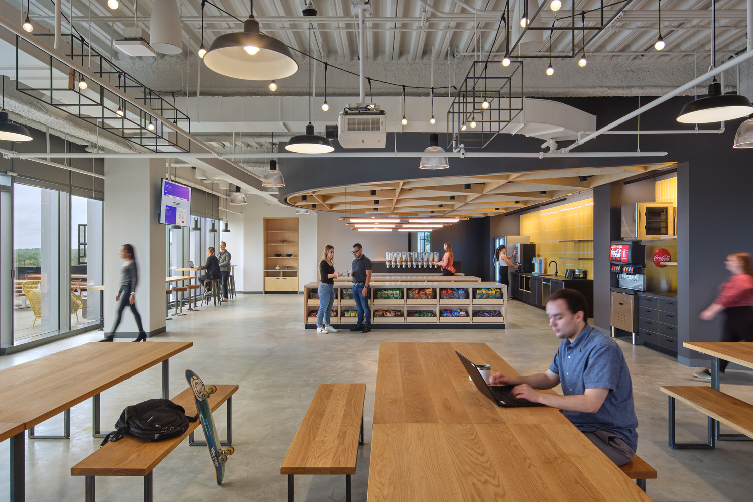 21XMXX_0001_000_Qualtrics_Reston_VA_N8_medium
