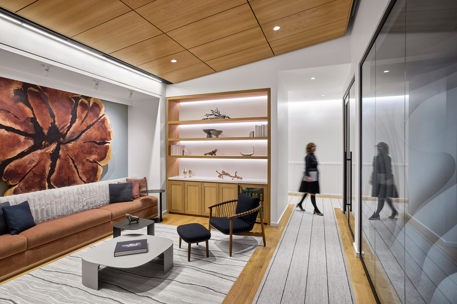 Data Company Thoroughway