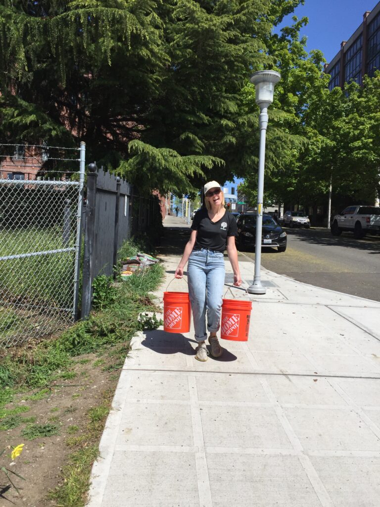 IA Earth Day Clean Up - Seattle00001
