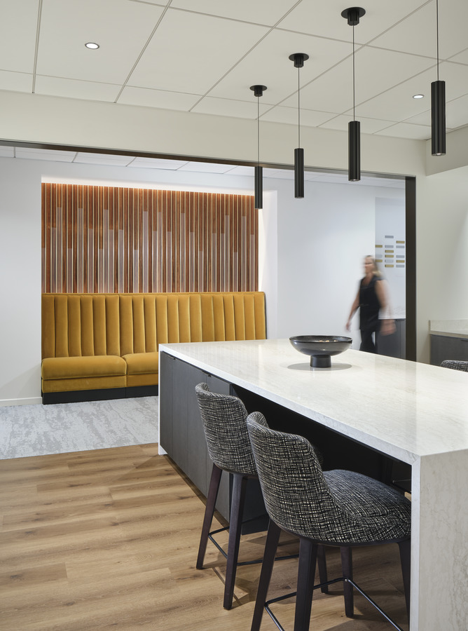 Financial HQ Chicago IL_Lounge